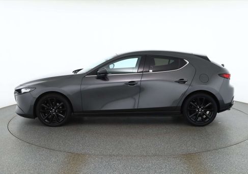 Mazda 3, 2022 2