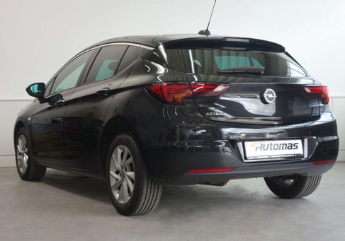 Opel Astra, 2019