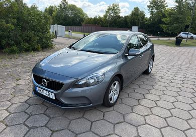 Volvo V40, 2018