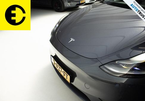 Tesla Model Y, 2021 2