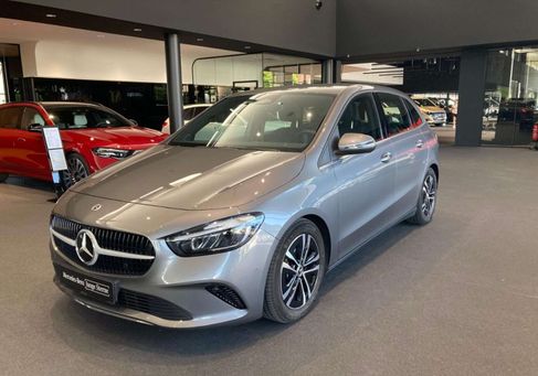 Mercedes-Benz B 200, 2025