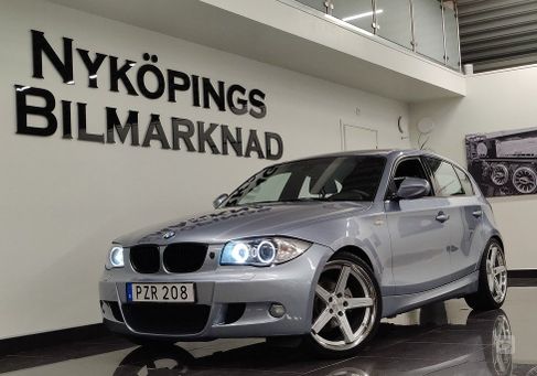 BMW 118, 2011