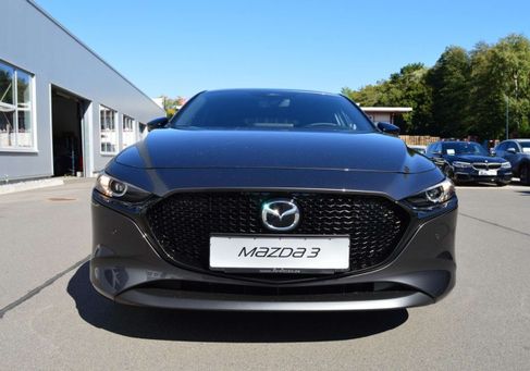 Mazda 3, 2025