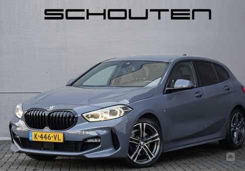 BMW 118, 2021