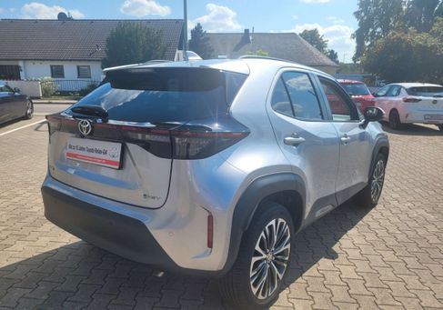 Toyota Yaris Cross, 2025 3