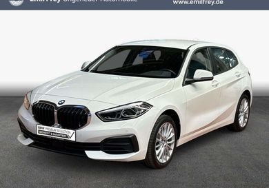 BMW 118, 2022