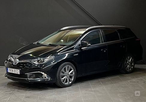 Toyota Auris Touring Sports, 2017