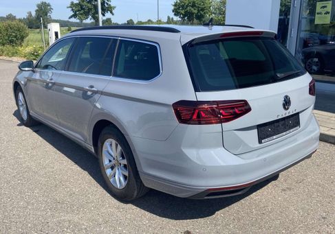 Volkswagen Passat Variant, 2023 3