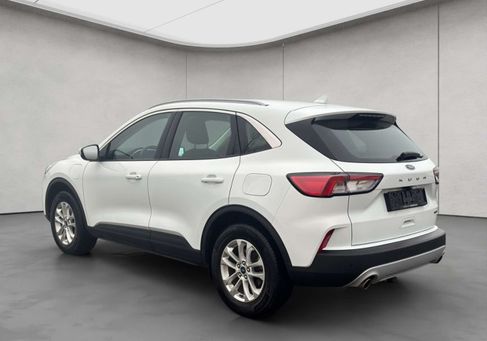 Ford Kuga, 2022