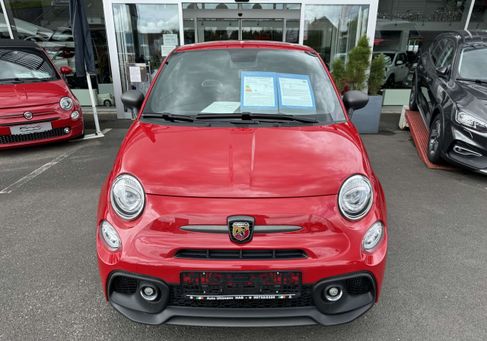 Abarth 595, 2024