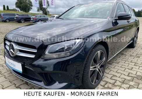 Mercedes-Benz C 300, 2020