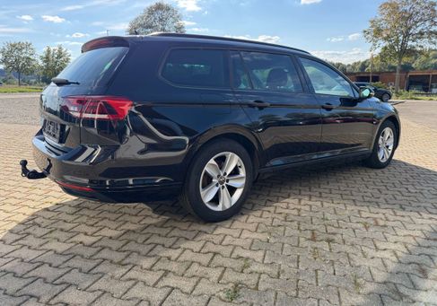 Volkswagen Passat Variant, 2023 3