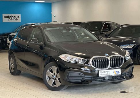 BMW 118, 2021