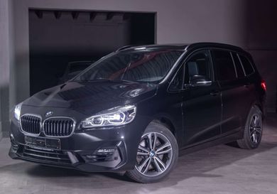 BMW 220, 2021