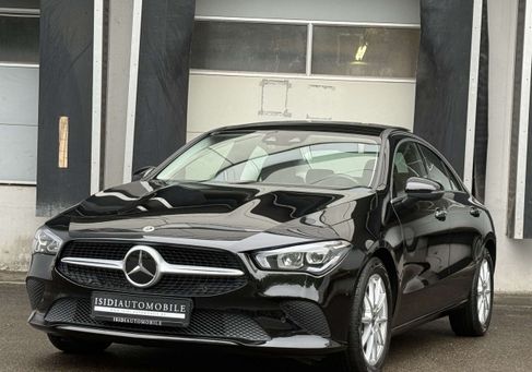 Mercedes-Benz CLA 220, 2022