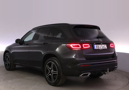 Mercedes-Benz GLC 300, 2022