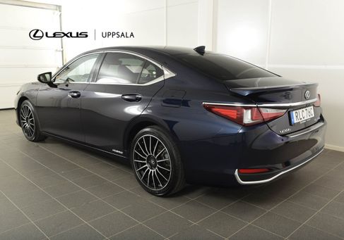 Lexus ES, 2020