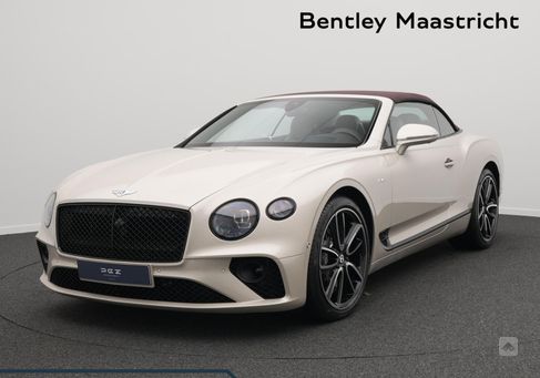 Bentley Continental GTC, 2023