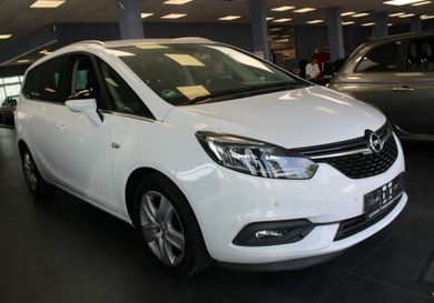 Opel Zafira, 2019