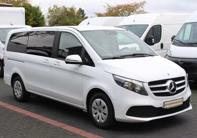 Mercedes-Benz V 220, 2022