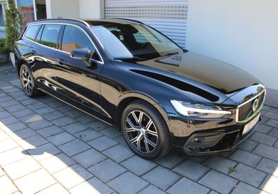 Volvo V60, 2022