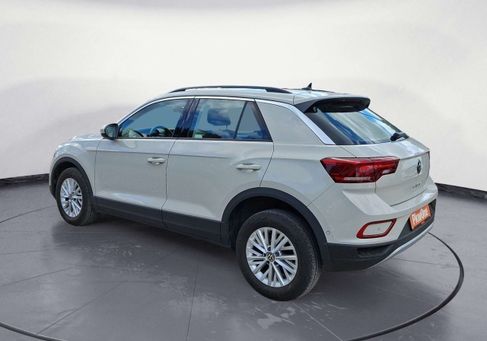Volkswagen T-Roc, 2023