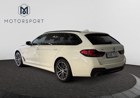 BMW 530, 2024 3