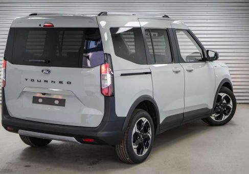 Ford Tourneo Courier, 2025