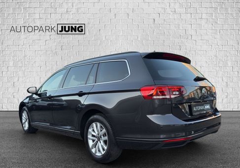 Volkswagen Passat Variant, 2024 3
