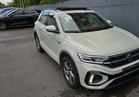 Volkswagen T-Roc, 2024