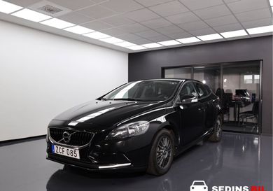 Volvo V40, 2018