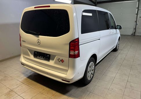 Mercedes-Benz V 220, 2022