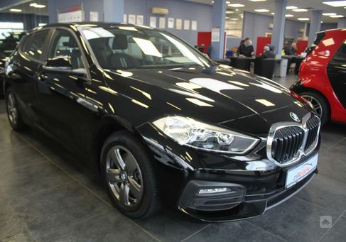 BMW 118, 2020