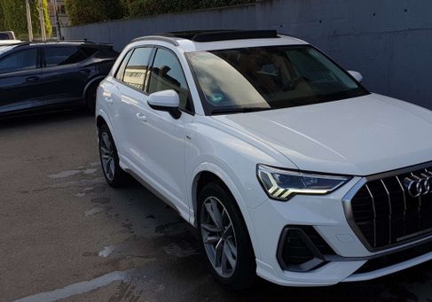 Audi Q3, 2022