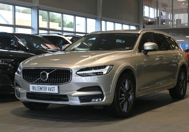 Volvo V90 Cross Country, 2018