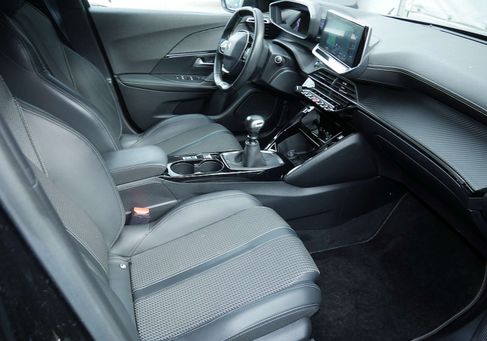 Peugeot 2008, 2020