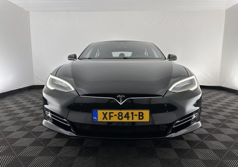 Tesla Model S, 2018