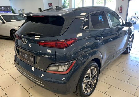 Hyundai Kona, 2021 3