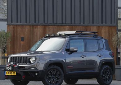 Jeep Renegade, 2016