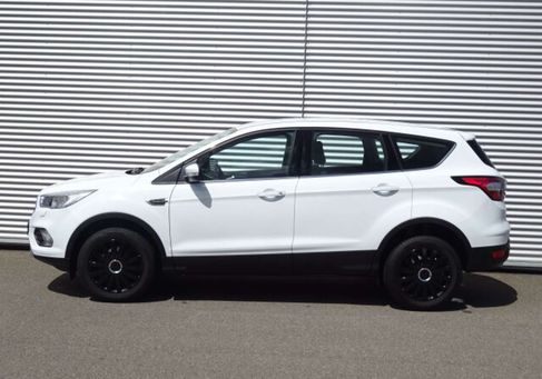 Ford Kuga, 2019