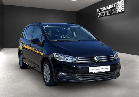 Volkswagen Touran, 2023 2