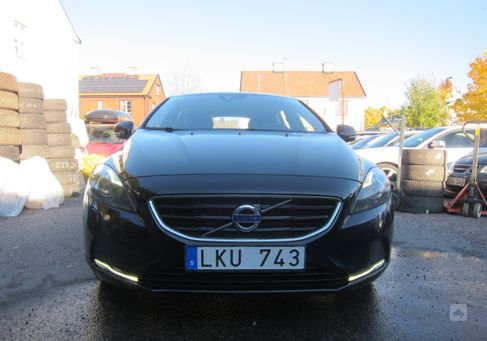 Volvo V40, 2014