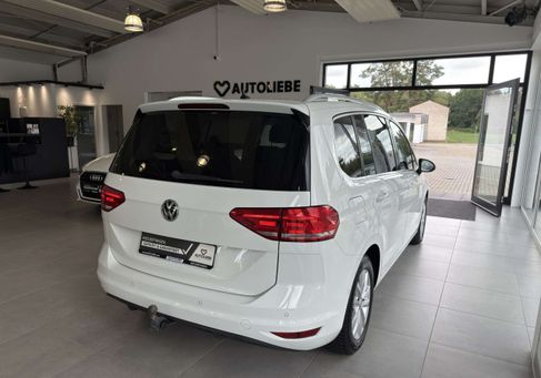Volkswagen Touran, 2019 3