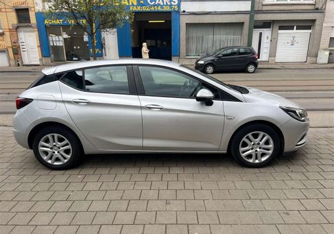 Opel Astra, 2019