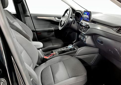 Ford Kuga, 2022