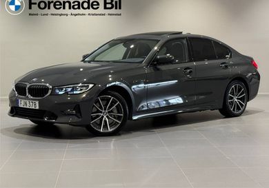 BMW 330, 2020