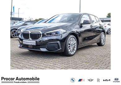 BMW 118, 2022