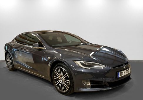 Tesla Model S, 2019 3