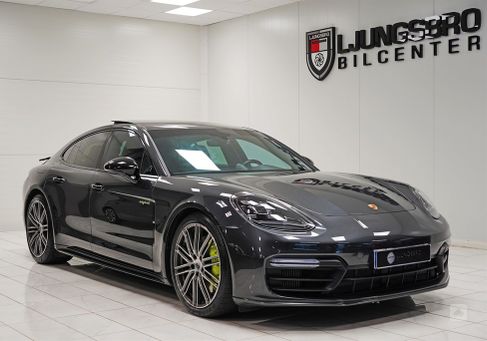 Porsche Panamera, 2018