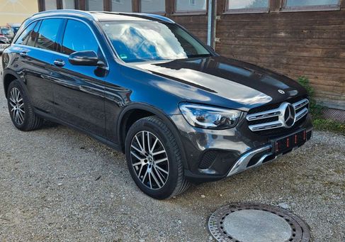 Mercedes-Benz GLC 300, 2022
